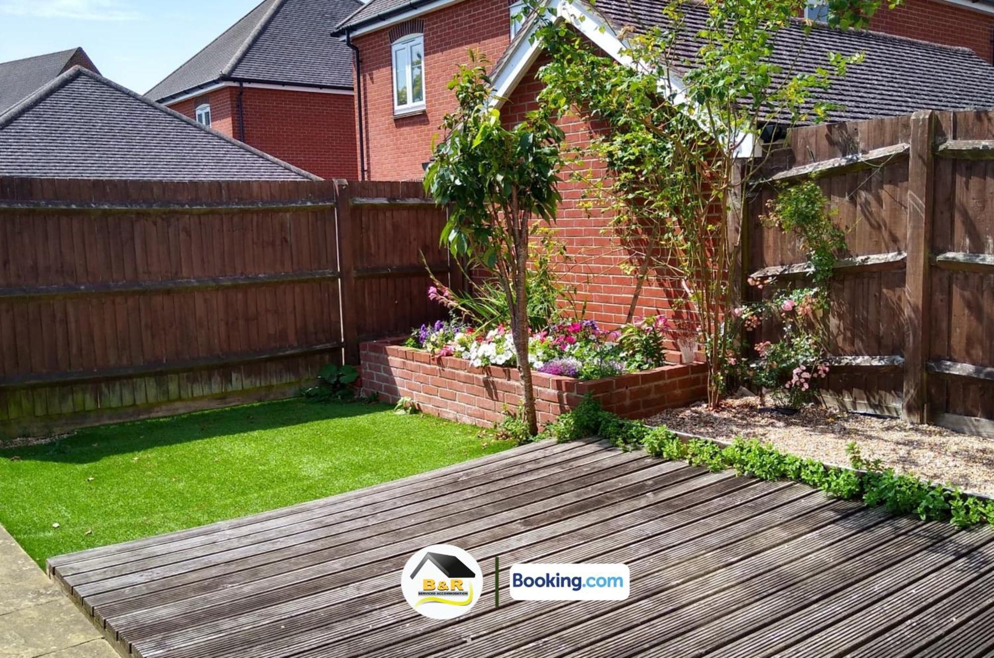 3 Bedroom House By B And R Serviced Accommodation Amesbury With Super Fast Wi-Fi 145Mbps ภายนอก รูปภาพ